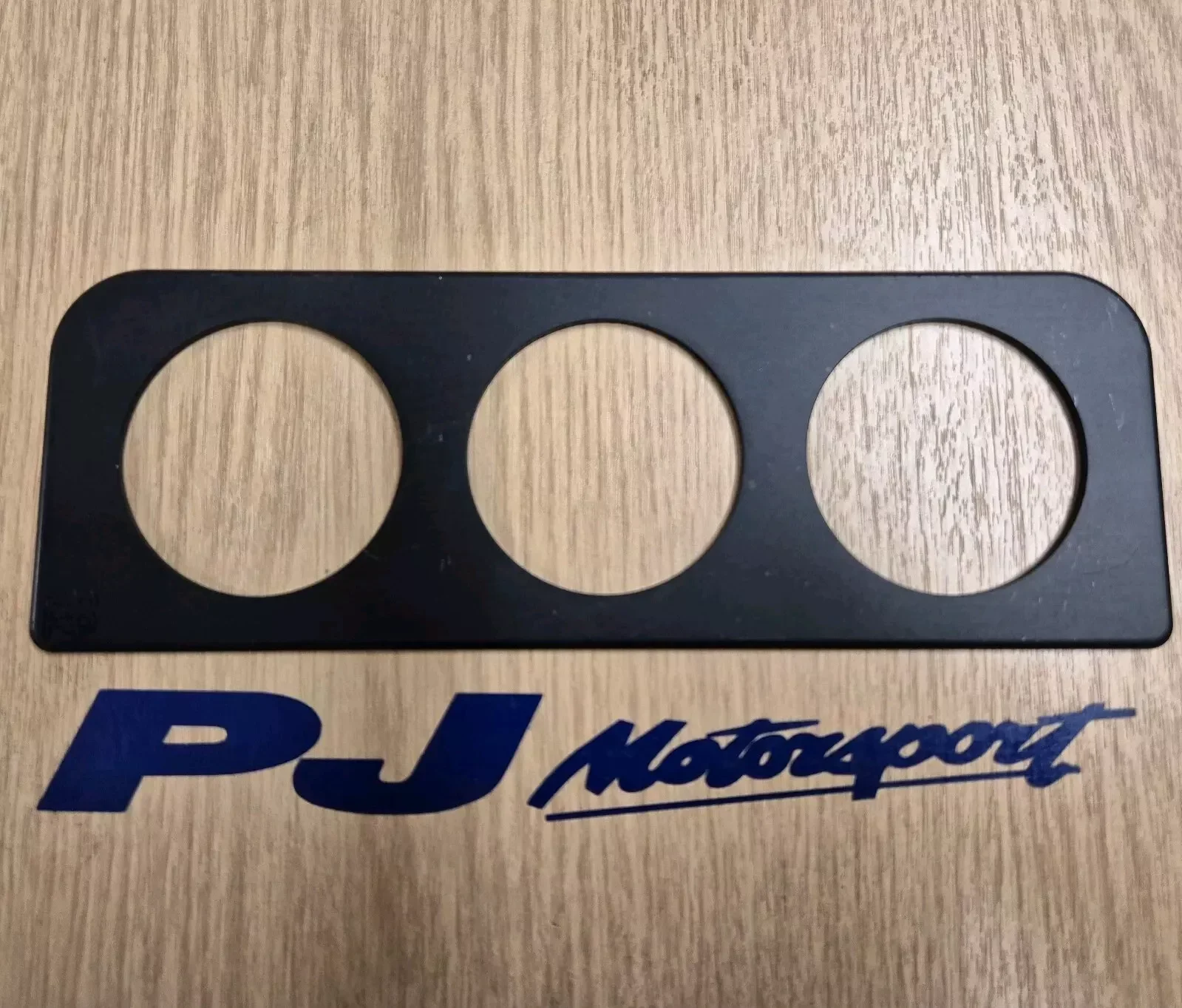 Sierra Cosworth 52MM 3 gauge holder centre vent with RS logo