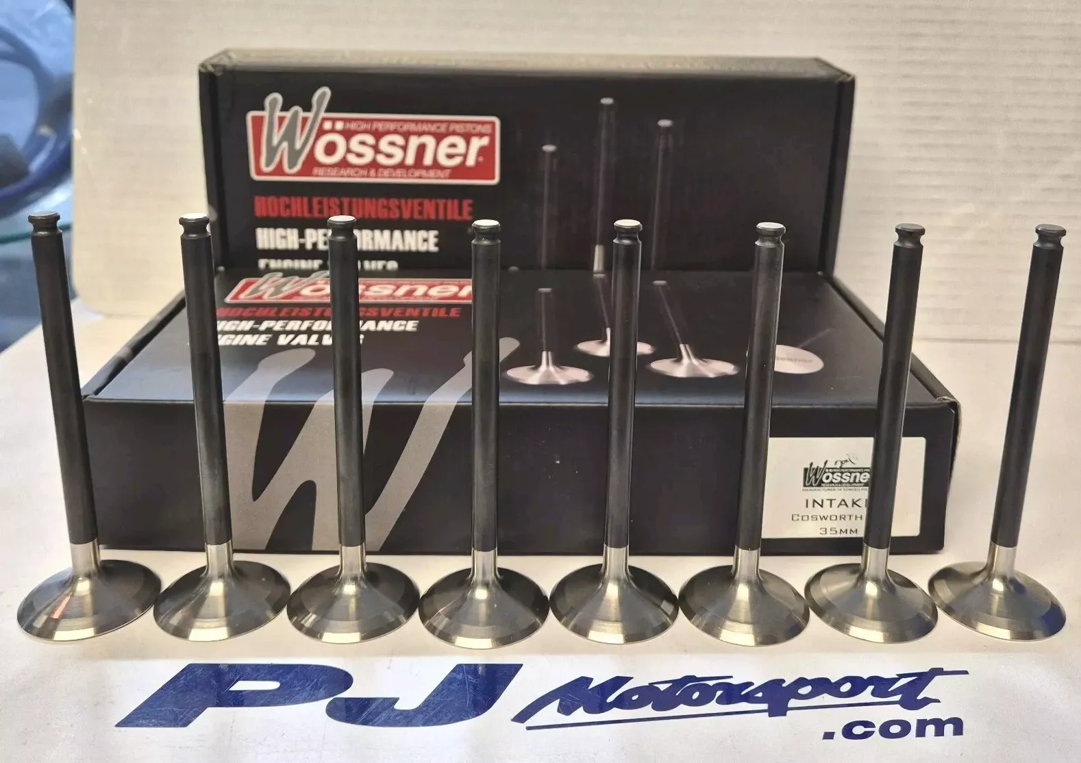 Wossner nitrided Cosworth yb inlet valve set (8)