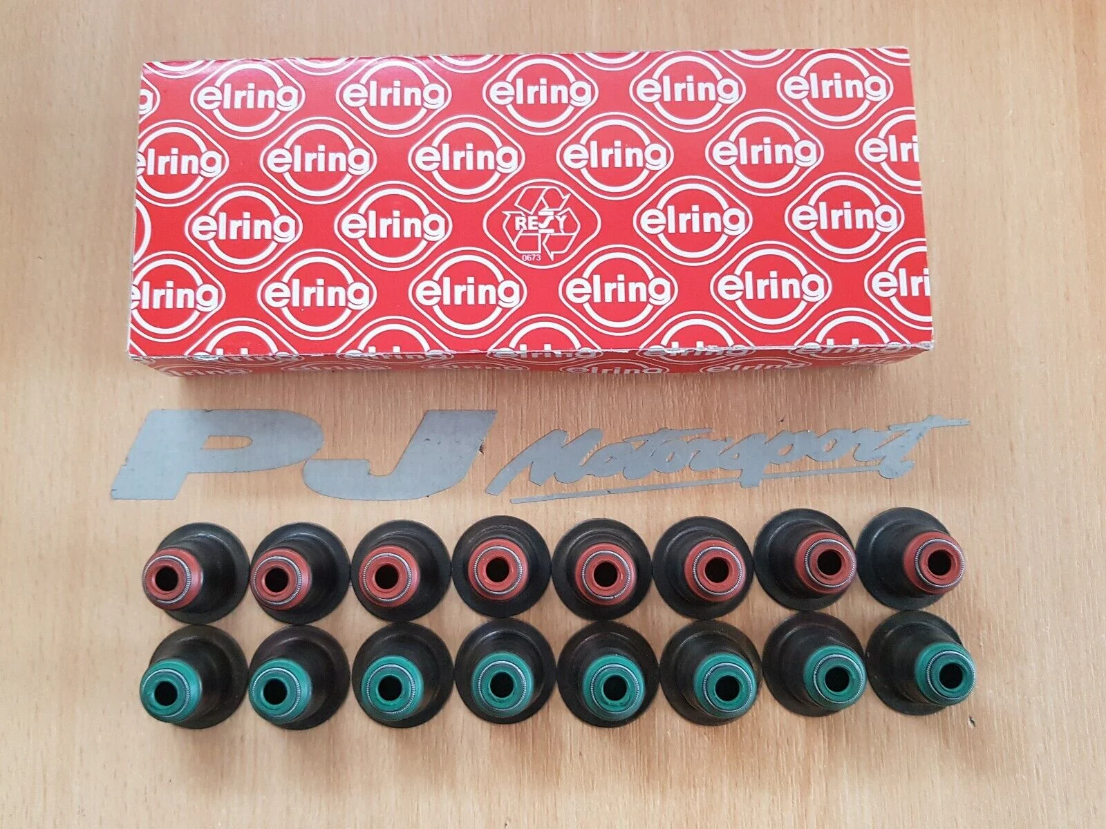 Elring Ford zetec 1.8 2.0L stem oil seals (x16)
