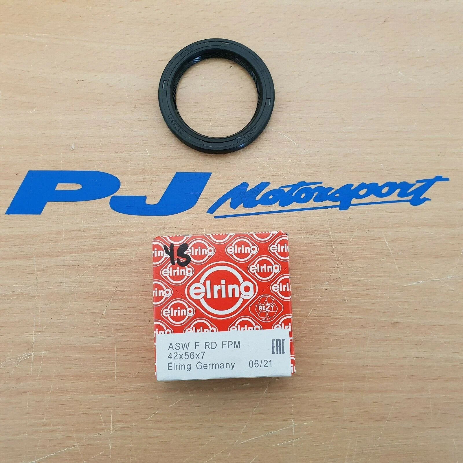 Elring Cosworth yb/pinto front crankshaft seal