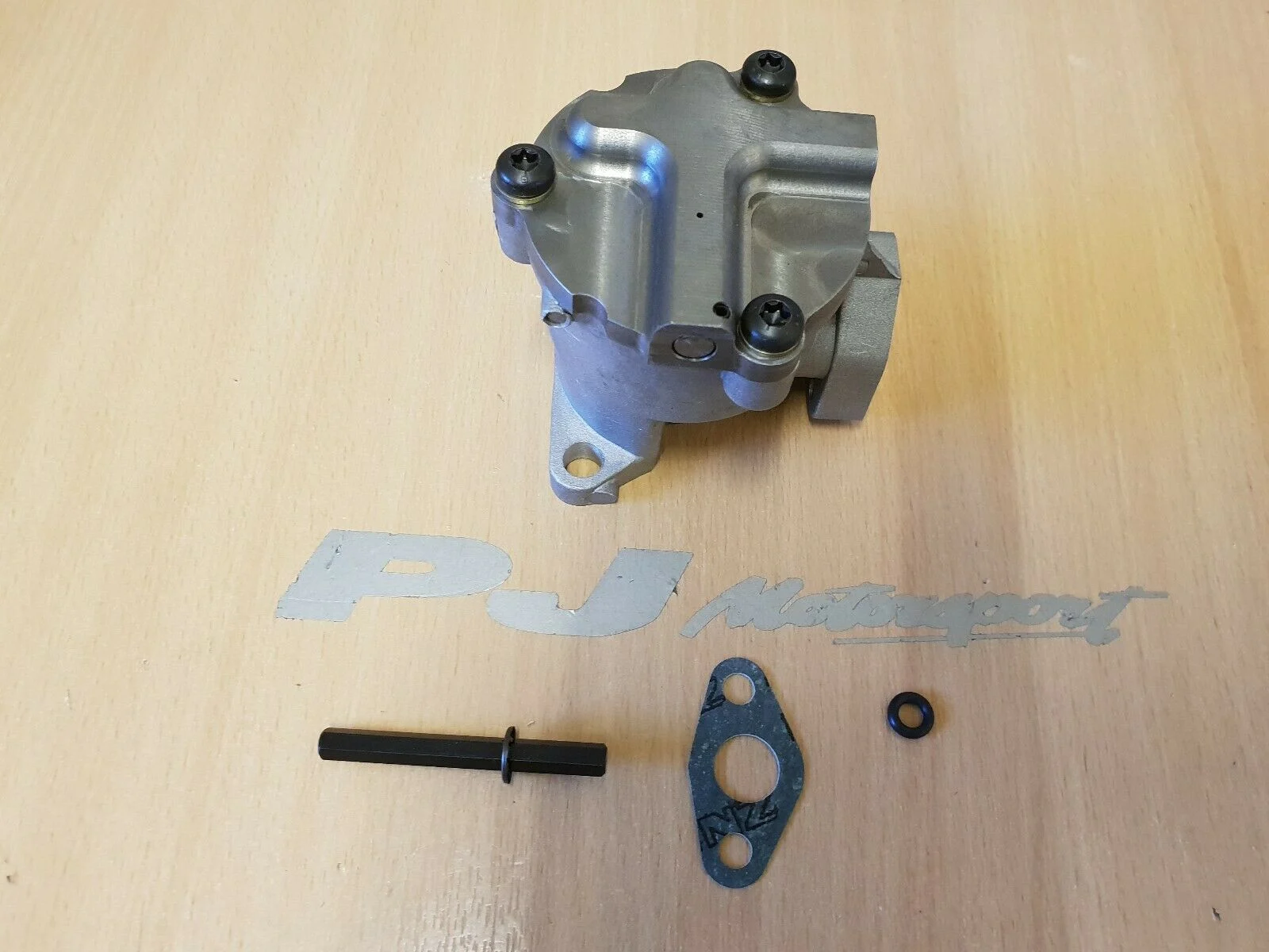 Cosworth 2wd high pressure oil pump kit (pump, drive, seal, gasket)