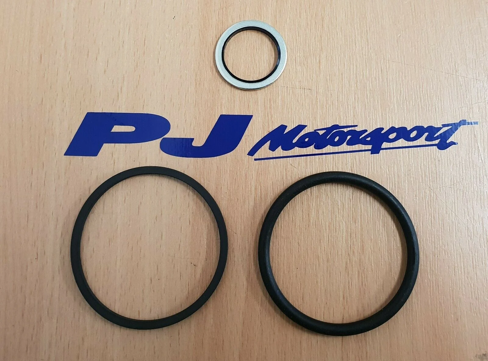 Cosworth 4x4 modine 3 piece oil cooler seal kit
