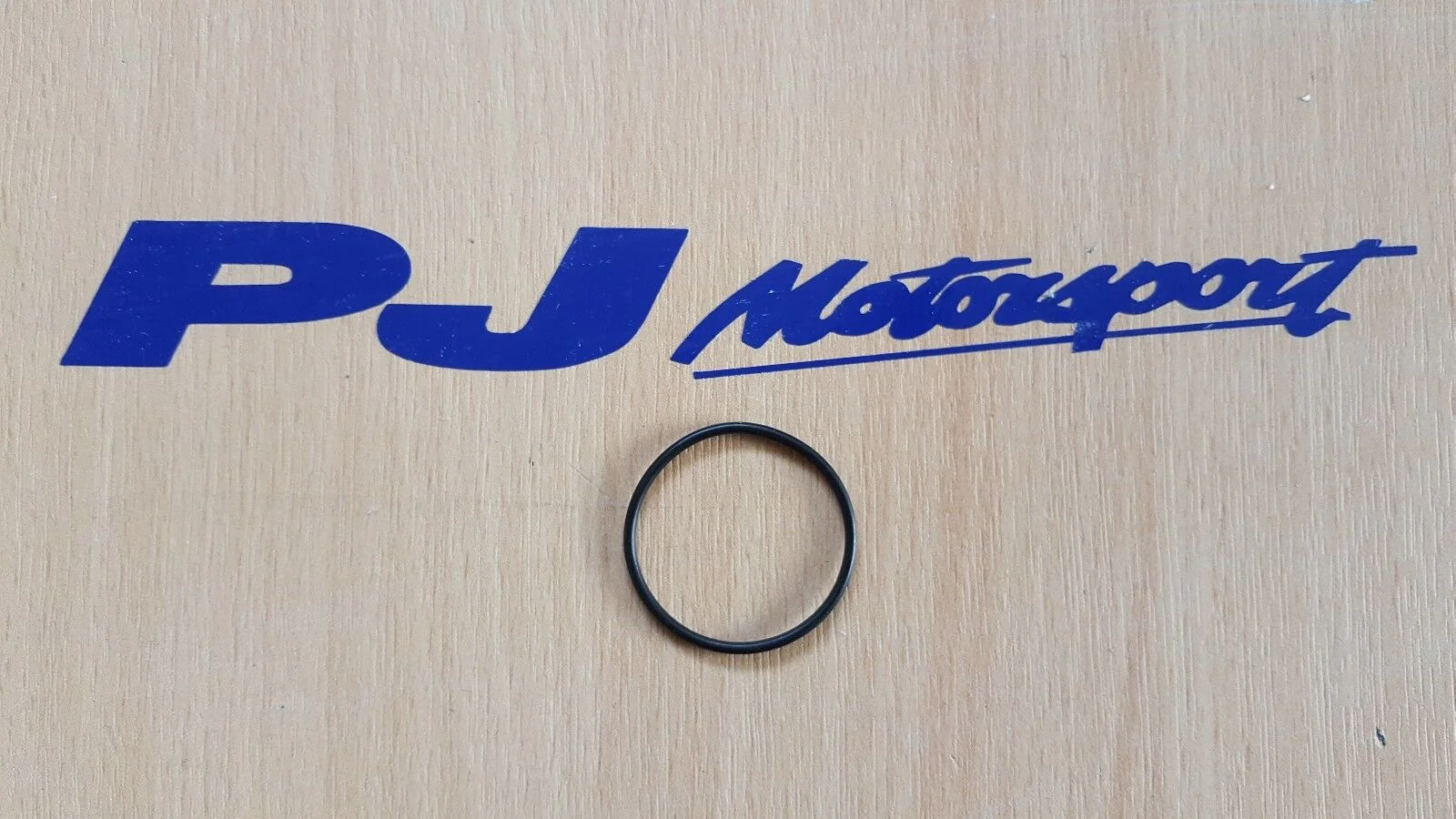 Cosworth yb & pinto distributor seal