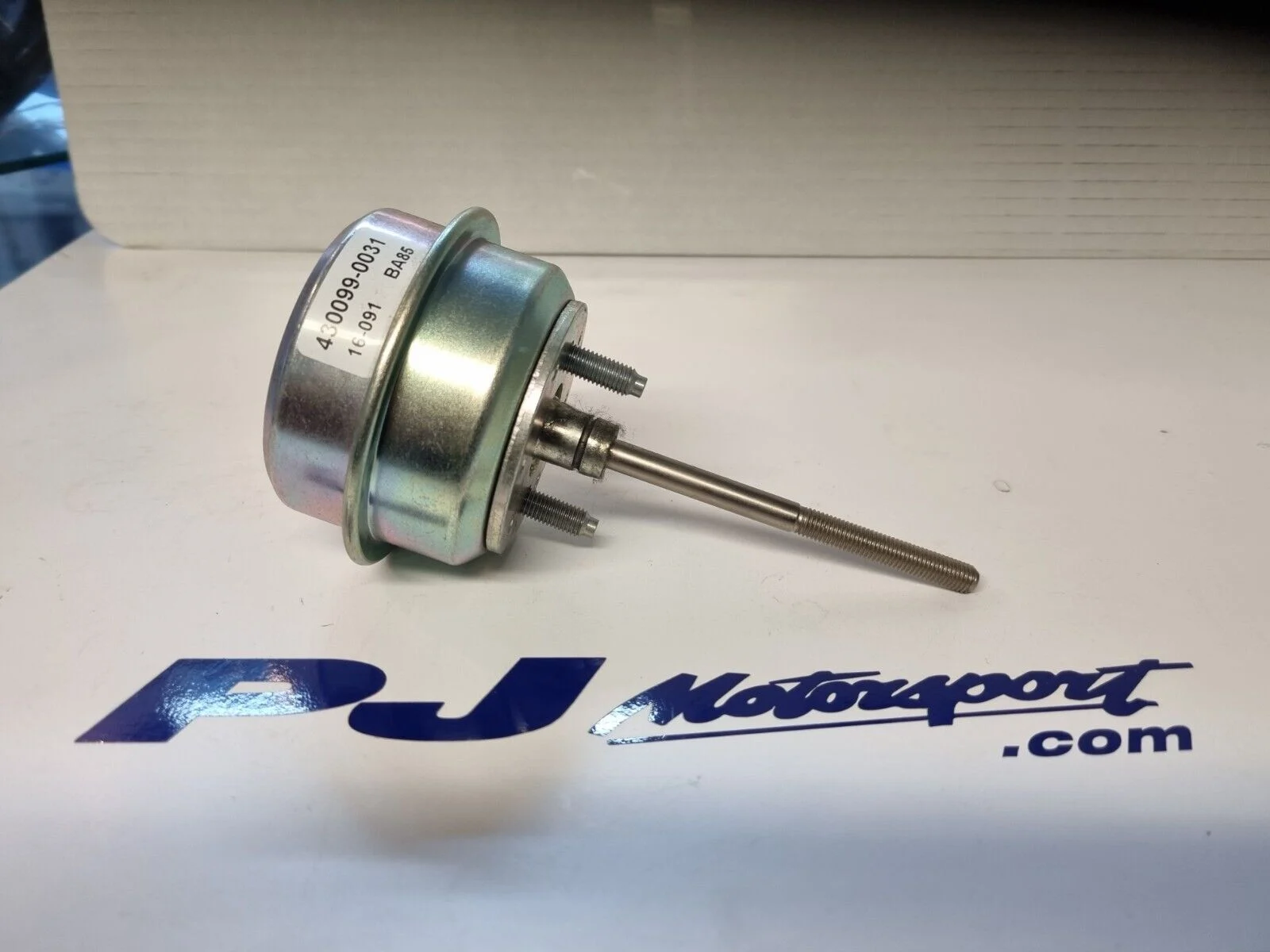Cosworth yb -31 actuator escort RS turbo by Garrett