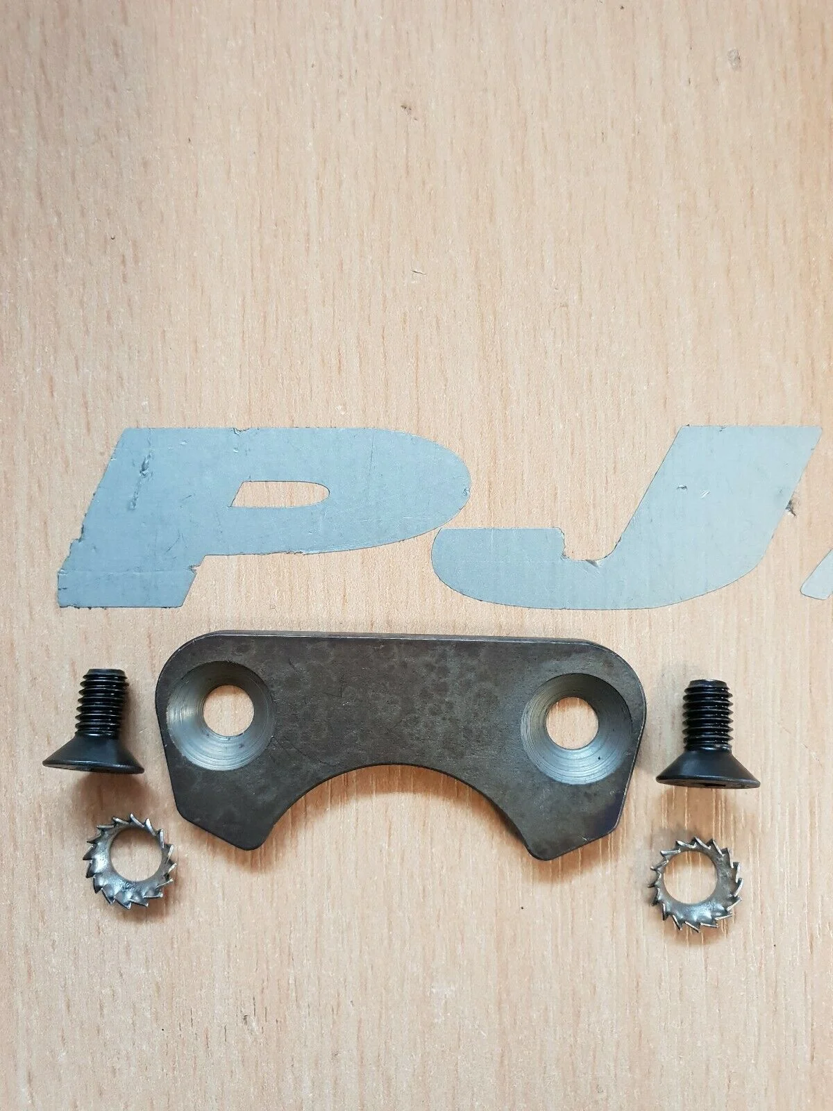Cosworth yb & pinto auxiliary shaft thrust plate & fixing kit 2WD & 4X4