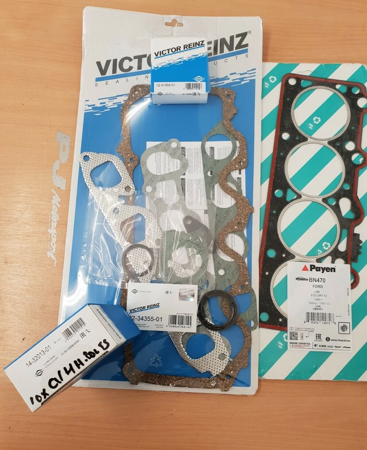 RS turbo efi head gasket set inc. Bolts (victor reinz & payen oe)